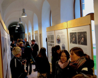 Näitus Varjatud ja nähtav Pardubice ülikoolis